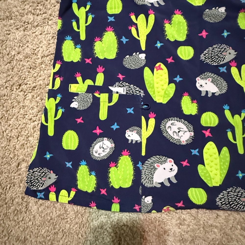 Hedgehog top - Picture 2 of 3